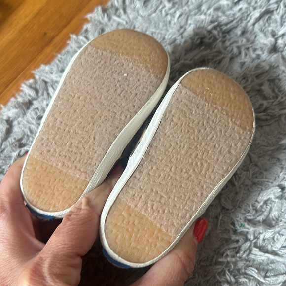 NWOB Animal Print Keds Crib Shoe.  Never worn! - Picture 3 of 5